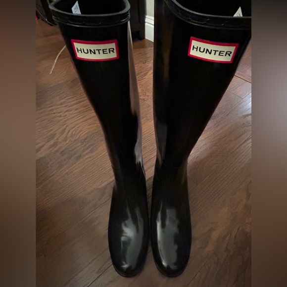 Classic tall Hunter gloss rain boot 9 - Picture 2 of 7